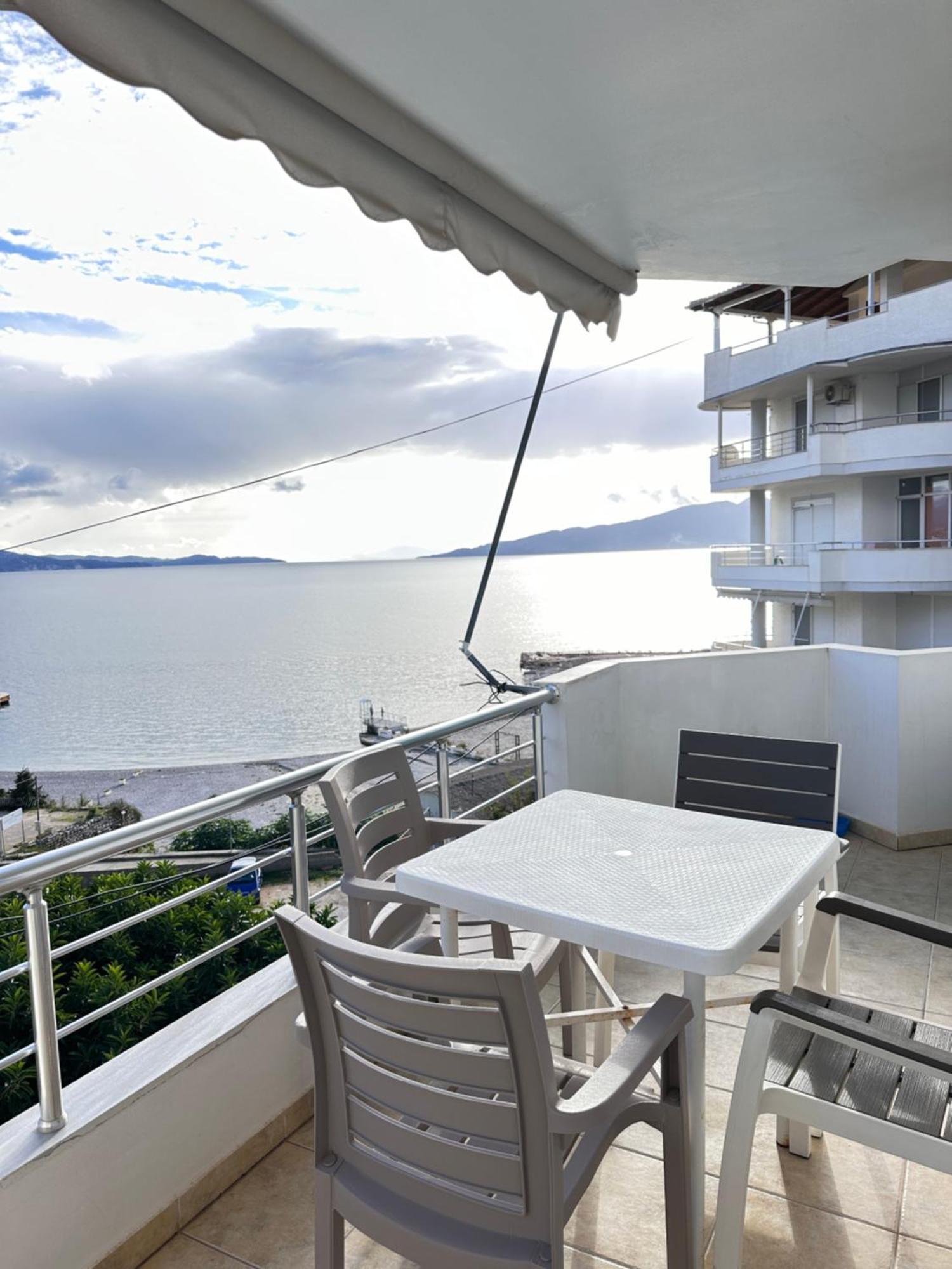 Violet Sea View Apartment Sarande Bagian luar foto
