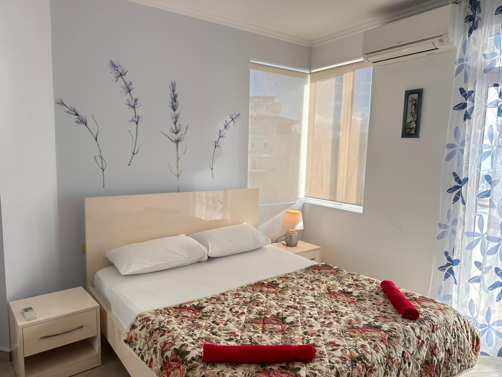 Violet Sea View Apartment Sarande Bagian luar foto