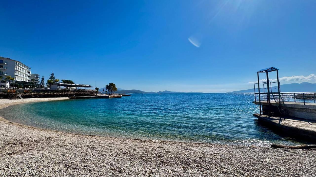 Violet Sea View Apartment Sarande Bagian luar foto